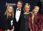 Utrecht 27 september 2015
Premiere the bodyguard met oa Romy Monteiro Mark v Eeuwen  Carolina Dijkhuizen en Patrick Martens.
Eric de Zwart, partner Marika van den Brink en kinderen Merel en Jasmijn