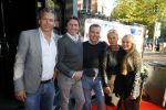 Amsterdam 30 september 2015
Boekpresenatie Joop van Tellingen in Players. Aanwezig Dennis Ria Nathalie en Fender v Tellingen alsmede rest van de familie.