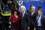 Den Haag 15 september 2015
Prinsjesdag 2015 met Koning Willem Alexander Koningin Maxima prins Constantijn en Prinses Laurentien. Dit jaar wordt de gouden koets voorlopig voor het laatst gebruikt. Geert Wilders met zijn vrouw en beveiliging