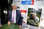 Amsterdam 30 september 2015
Boekpresenatie Joop van Tellingen in Players. Aanwezig Dennis Ria Nathalie en Fender v Tellingen alsmede rest van de familie. Hans Wennekes