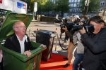 Amsterdam 30 september 2015
Boekpresenatie Joop van Tellingen in Players. Aanwezig Dennis Ria Nathalie en Fender v Tellingen alsmede rest van de familie. Harry Slinger met vrouw