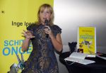 Amsterdam 5 oktober 2015
Presentatie boek inge Ipenburg bij het double Tree hotel.
Jan Kooijman ontvangt het eerste boek.
