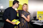 Amsterdam 5 oktober 2015
Presentatie boek inge Ipenburg bij het double Tree hotel.
Jan Kooijman ontvangt het eerste boek.