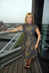 Amsterdam 5 oktober 2015
Presentatie boek inge Ipenburg bij het double Tree hotel.
Jan Kooijman ontvangt het eerste boek.