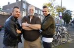 Den Haag 1 oktober 2015
Jake Hampel met zijn vrouw Lydia en hun 2 zoons bij een tatoo shop in Den Haag.