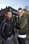 Den Haag 1 oktober 2015
Jake Hampel met zijn vrouw Lydia en hun 2 zoons bij een tatoo shop in Den Haag.
