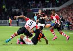 Eindhoven, 15 September 2015
CL 2015/2016
Eerste wedstrijd PSV-Manchester United, eindstand 2-1
Jeffrey Bruma in duel met Anthony Martial