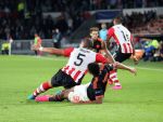 Eindhoven, 15 September 2015
CL 2015/2016
Eerste wedstrijd PSV-Manchester United, eindstand 2-1
Jeffrey Bruma in duel met Anthony Martial