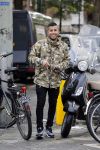 Amsterdam 25 september 2015
Jody Bernal op zijn vespa scooter