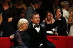 Amsterdam 15 oktober 2015
Uitreiking van de 50e televizierring in carre. Johnny de Mol wint de tv ster en de ring voor Syndroom en Linda de Mol krijgt Oevre prijs. Johnny met zijn moeder Willeke Alberti