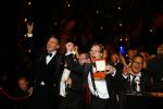 Amsterdam 15 oktober 2015
Uitreiking van de 50e televizierring in carre. Johnny de Mol wint de tv ster en de ring voor Syndroom en Linda de Mol krijgt Oevre prijs.