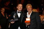 Amsterdam 15 oktober 2015
Uitreiking van de 50e televizierring in carre. Johnny de Mol wint de tv ster en de ring voor Syndroom en Linda de Mol krijgt Oevre prijs. Johnny met Ereland Galjaard