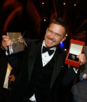 Amsterdam 15 oktober 2015
Uitreiking van de 50e televizierring in carre. Johnny de Mol wint de tv ster en de ring voor Syndroom en Linda de Mol krijgt Oevre prijs.