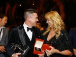Amsterdam 15 oktober 2015
Uitreiking van de 50e televizierring in carre. Johnny de Mol wint de tv ster en de ring voor Syndroom en Linda de Mol krijgt Oevre prijs.