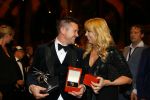 Amsterdam 15 oktober 2015
Uitreiking van de 50e televizierring in carre. Johnny de Mol wint de tv ster en de ring voor Syndroom en Linda de Mol krijgt Oevre prijs.