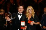 Amsterdam 15 oktober 2015
Uitreiking van de 50e televizierring in carre. Johnny de Mol wint de tv ster en de ring voor Syndroom en Linda de Mol krijgt Oevre prijs.