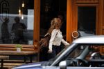 Amsterdam 6 oktober 2015 
Katja Schuurman brnegt haar vriend Freek v Noordwijk van zijn ene restaurant naar zijn andere restaurant ion Amsterdam