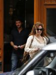 Amsterdam 6 oktober 2015 
Katja Schuurman brnegt haar vriend Freek v Noordwijk van zijn ene restaurant naar zijn andere restaurant ion Amsterdam