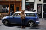 Amsterdam 6 oktober 2015 
Katja Schuurman brnegt haar vriend Freek v Noordwijk van zijn ene restaurant naar zijn andere restaurant ion Amsterdam