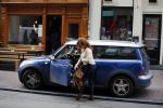 Amsterdam 6 oktober 2015 
Katja Schuurman brnegt haar vriend Freek v Noordwijk van zijn ene restaurant naar zijn andere restaurant ion Amsterdam