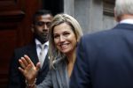 Amsterdam 6 oktober 2015
Koningin Maxima bij symposium platform wijzer in geldzaken in het Tobacco theater, 
Eberhard v d Laan ontvangt haar.