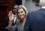 Amsterdam 6 oktober 2015
Koningin Maxima bij symposium platform wijzer in geldzaken in het Tobacco theater, 
Eberhard v d Laan ontvangt haar.