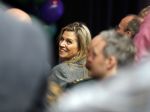 Amsterdam 6 oktober 2015
Koningin Maxima bij symposium platform wijzer in geldzaken in het Tobacco theater, 
Eberhard v d Laan ontvangt haar.
