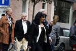 Amsterdam 19 september 2015
Laura Fygi met man op straat in amsterdam zuid.