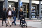 Amsterdam 19 september 2015  
Lieke v Lexmond met Bas v Veggel en hun zoon op de pc hooftstraat