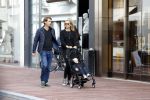 Amsterdam 19 september 2015  
Lieke v Lexmond met Bas v Veggel en hun zoon op de pc hooftstraat