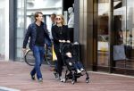 Amsterdam 19 september 2015  
Lieke v Lexmond met Bas v Veggel en hun zoon op de pc hooftstraat