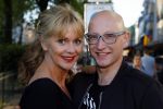 Amsterdam 30 september 2015 
Manon Thomas met vriend bij boekpresentatie Joop v Tellingen
