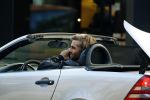 Amsterdam 30 september 2015 
Manuel Broekman met een kennis en in zijn mercedes cabrio op de pc hooftstraat