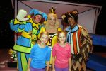 Hilversum 27 september 2015
Premiere twee kleine kleutertjes met Monique Smit naar verhaal van Jan Smit. Ze krijgen uit handen van edsilia Rombley dubbel platina.