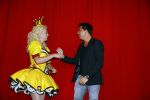 Hilversum 27 september 2015
Premiere twee kleine kleutertjes met Monique Smit naar verhaal van Jan Smit. Ze krijgen uit handen van edsilia Rombley dubbel platina.