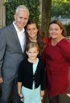 Amsterdam 30 september 2015
Boekpresenatie Joop van Tellingen in Players. Aanwezig Dennis Ria Nathalie en Fender v Tellingen alsmede rest van de familie.