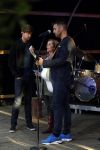 Haarzuilens 27 september 2015
Aktie om bomen te planten gepresenteerd door Beau v Erven Dorens en Angela Groothuizen.
oa Evelyn Struik Trijntje OOsterhuis Nick & Simon Marjan Berk Tineke Schouten Ruud Feltkamp en inge Ipenburg werken mee.