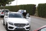 Sevilla 13/14 oktober 2015
Rafael v d Vaart heeft bezoek van zijn vriendin Christie die bij hem op bezoek is in zijn huis in Sevilla. Rafael wordt aangesproken door Edwin Bredius terwijl hij boodschappen doet in de supermarkt.