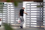 Sevilla 13/14 oktober 2015
Rafael v d Vaart heeft bezoek van zijn vriendin Christie die bij hem op bezoek is in zijn huis in Sevilla. Rafael wordt aangesproken door Edwin Bredius terwijl hij boodschappen doet in de supermarkt.