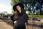 Haarzuilens 27 september 2015
Aktie om bomen te planten gepresenteerd door Beau v Erven Dorens en Angela Groothuizen.
oa Evelyn Struik Trijntje OOsterhuis Nick & Simon Marjan Berk Tineke Schouten Ruud Feltkamp en inge Ipenburg werken mee.