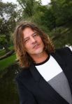 Amsterdam, 21 September 2015
Perspresentatie Dokter Tinus  Dr. Tinus
Tygo Gernandt