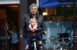 Amsterdam 19 september 2015  
Victor Reinier met zijn dochter op de fiets