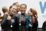 Amsterdam 11 september 2016
Amsterdam city swim tbv ALS door de amsterdamse grachten. Bartina en Debbie Koeman