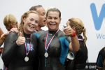 Amsterdam 11 september 2016
Amsterdam city swim tbv ALS door de amsterdamse grachten. Bartina en Debbie Koeman