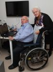 Vlaardingen, 29 September 2016
Bas v Toor in rolstoel samen met zijn vrouw Coby v Toor in zijn kamer bij Revalidatiecentrum Marnix