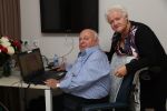 Vlaardingen, 29 September 2016
Bas v Toor in rolstoel samen met zijn vrouw Coby v Toor in zijn kamer bij Revalidatiecentrum Marnix