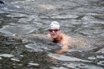 Amsterdam 11 september 2016
Amsterdam city swim tbv ALS door de amsterdamse grachten. Beau v Erven Dorens met zoon