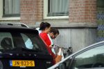 Amsterdam 28 september 2016
Caro Emerald met dochtertje en man in amsterdam.