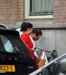 Amsterdam 28 september 2016
Caro Emerald met dochtertje en man in amsterdam.