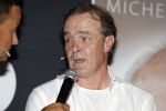 Rotterdam 14 september 2016
Boekpresentatie boek Rene v Gijp geschreven door Michiel v Egmond bij the harbour club. Zijn zoons Bicky en Sanny kregen de eerste exemplaren. Casper v Eijk